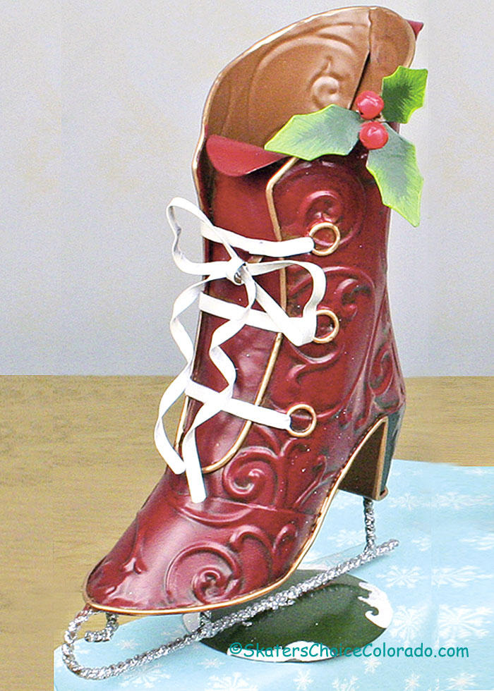 Metal Ice Skate Vase Red - Click Image to Close